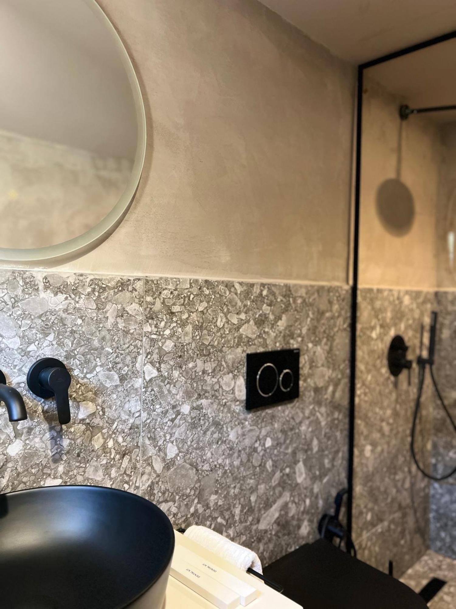 Rex Hotel Boutique Tirana Kültér fotó