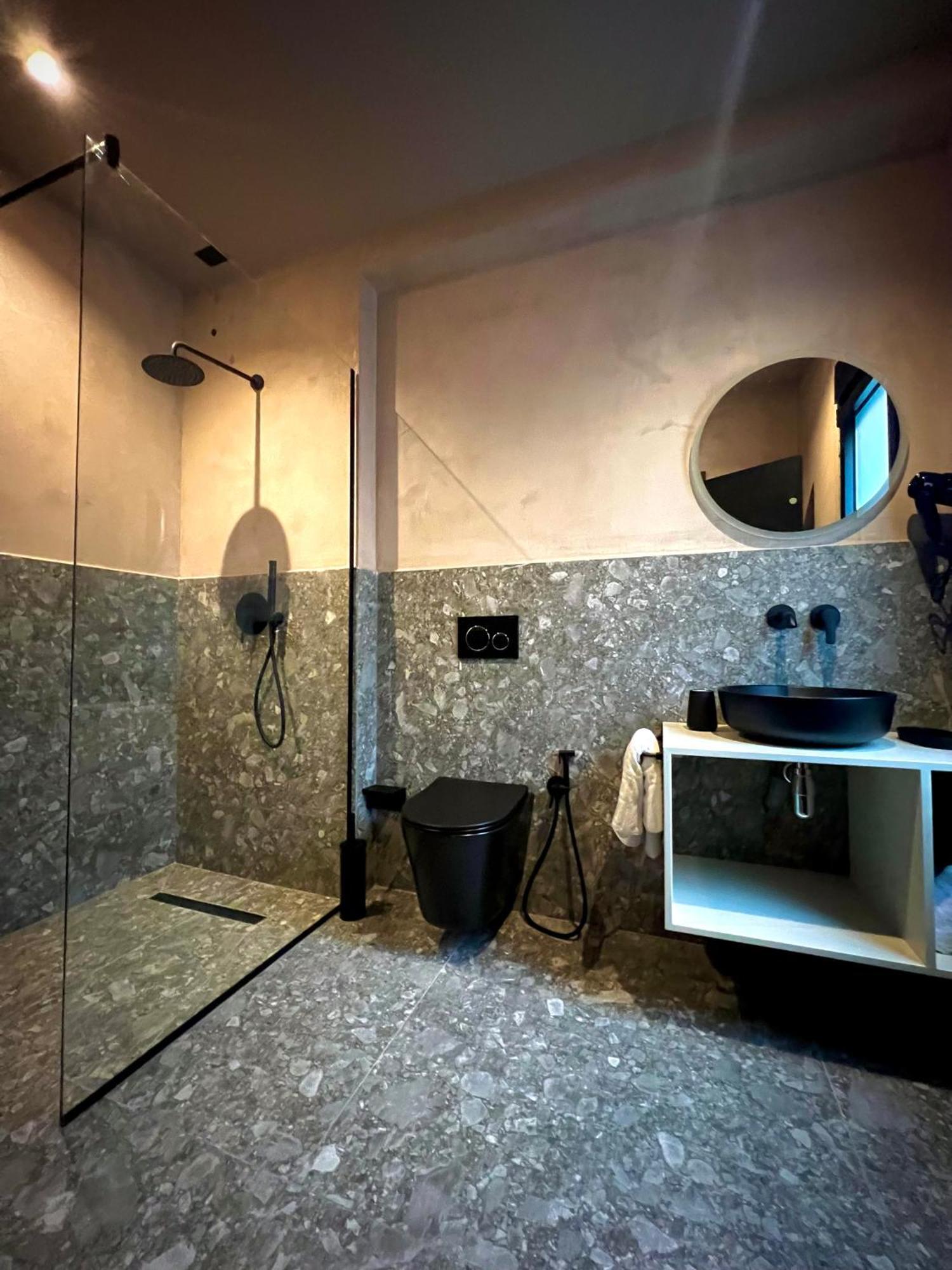 Rex Hotel Boutique Tirana Kültér fotó